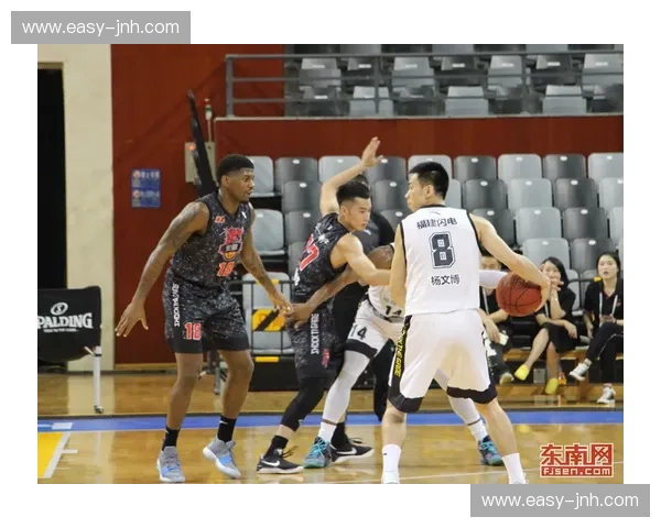 灵动闪电碰撞硬核力量：日本女篮vs美国女篮，一场颠覆想象的篮球次元之战